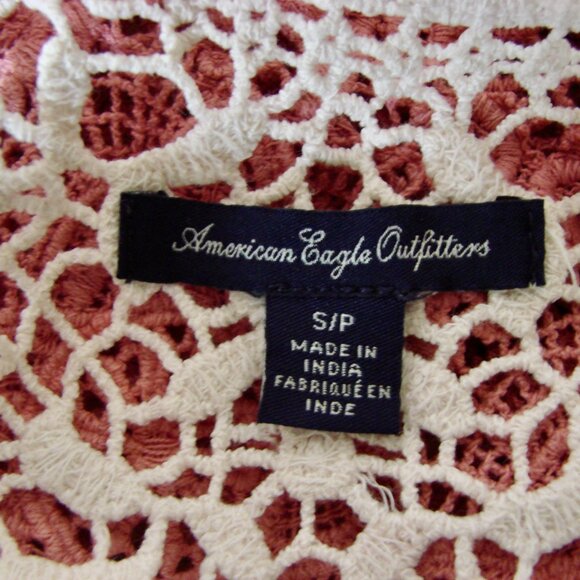 Y2K Lace Crochet Tank Top Boho Cream Pink Rose Ombre American Eagle Size Small - Picture 3 of 13